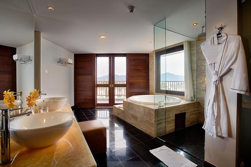 Lavender Danang Hotel Exterior photo