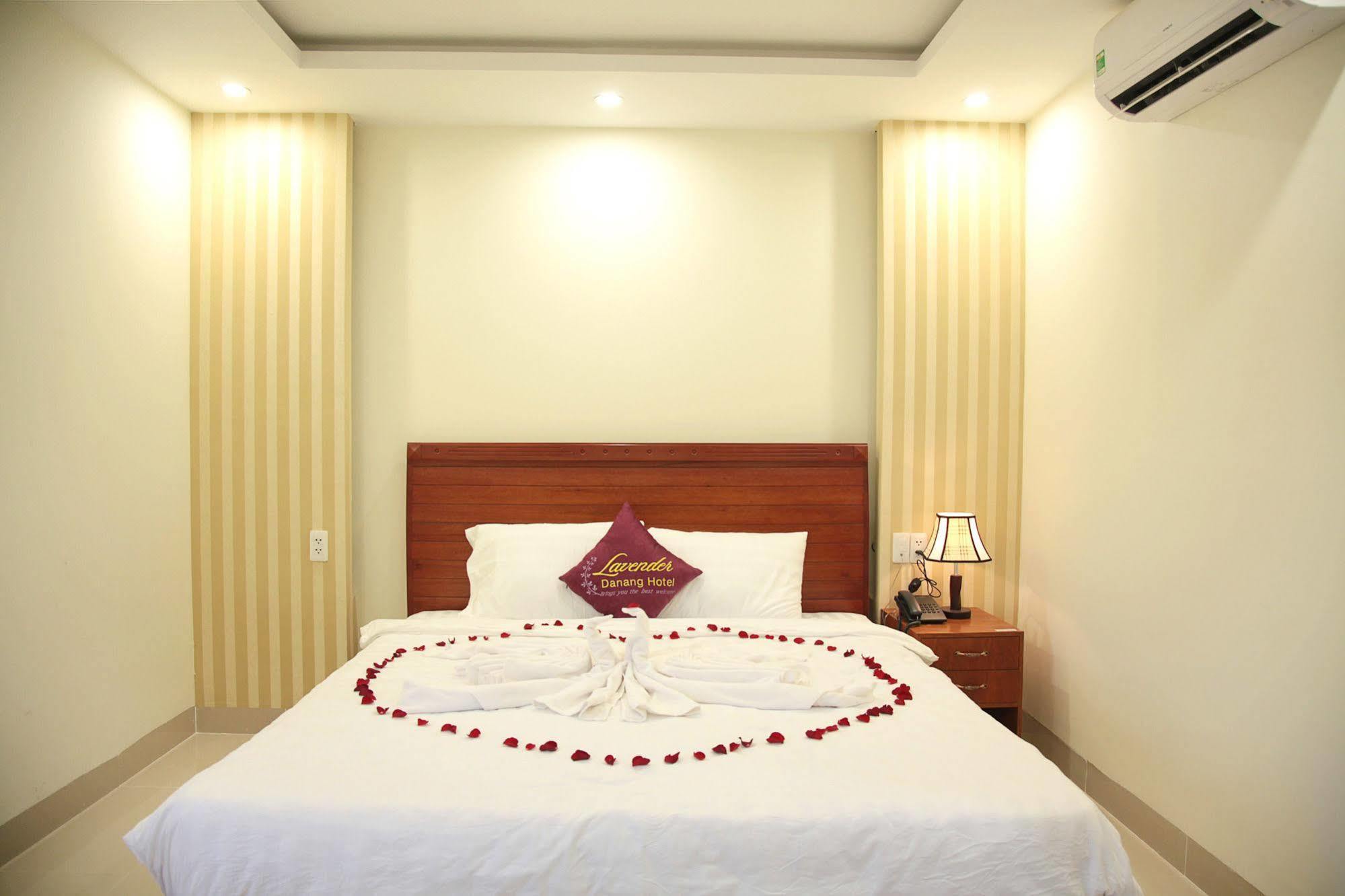 Lavender Danang Hotel Exterior photo